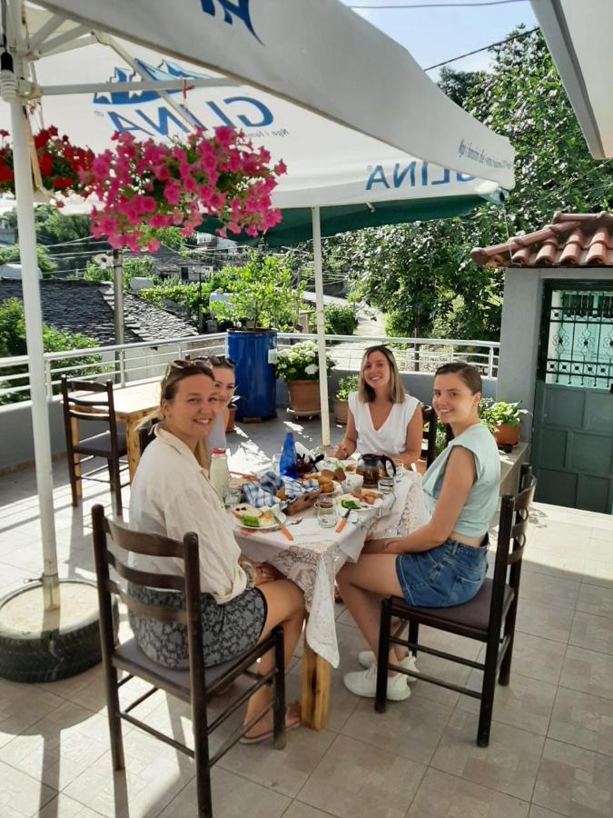 Hotel Brahimi Gjirokaster Luaran gambar