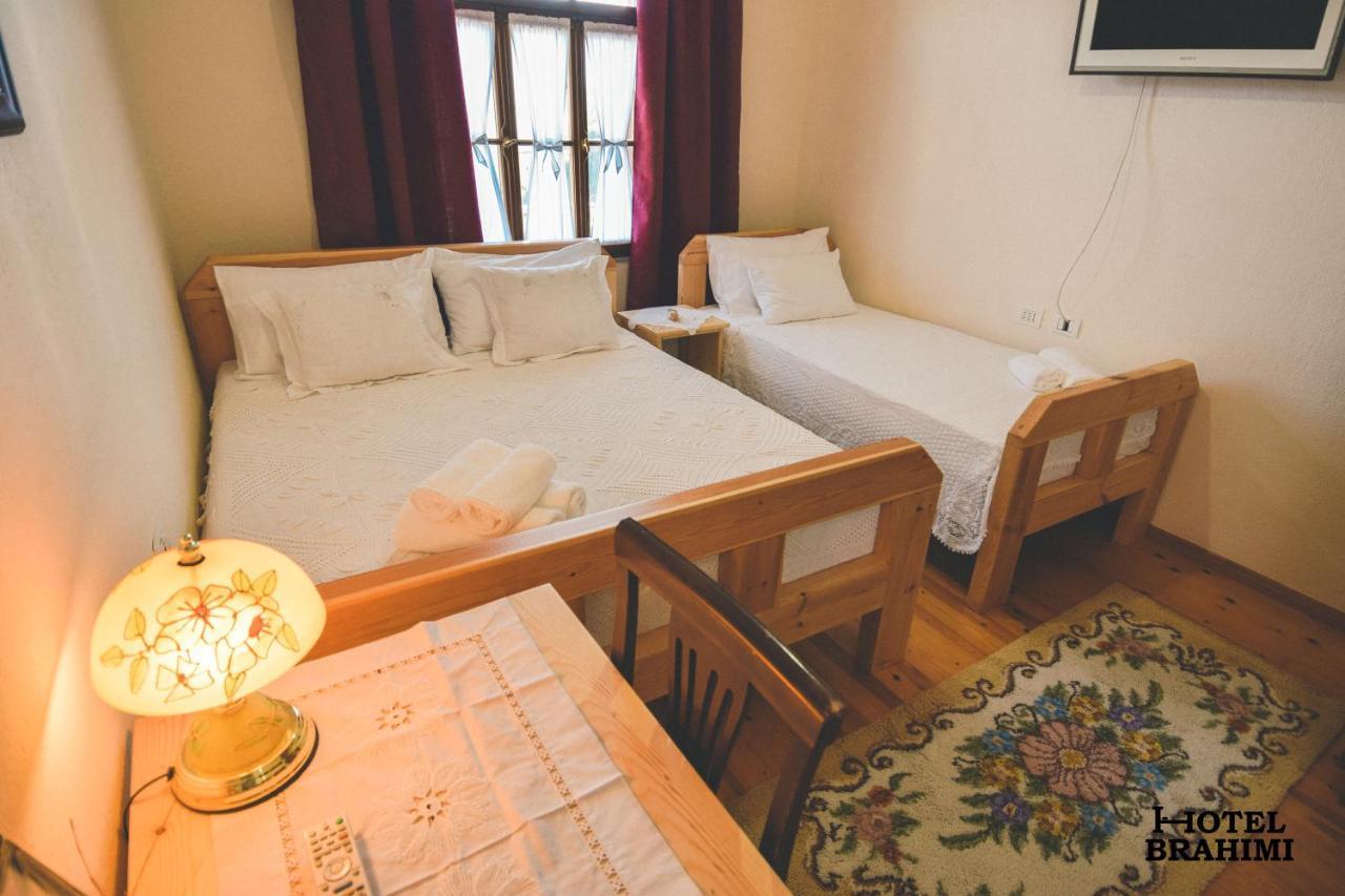 Hotel Brahimi Gjirokaster Luaran gambar
