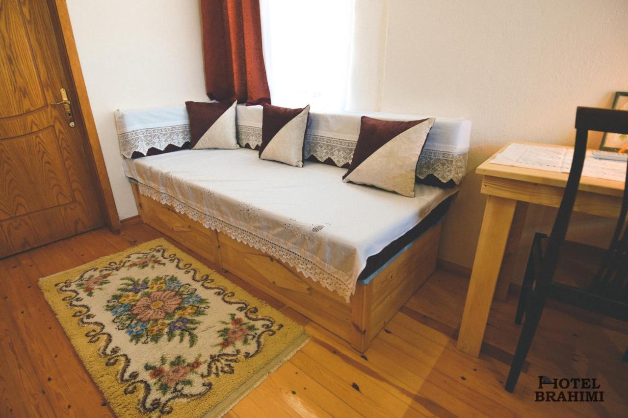 Hotel Brahimi Gjirokaster Luaran gambar
